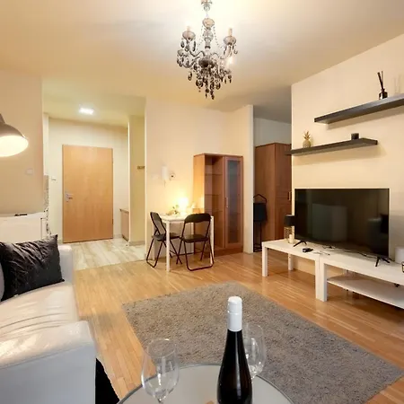 Artemisia Luxury Balcony Ii Apartment *